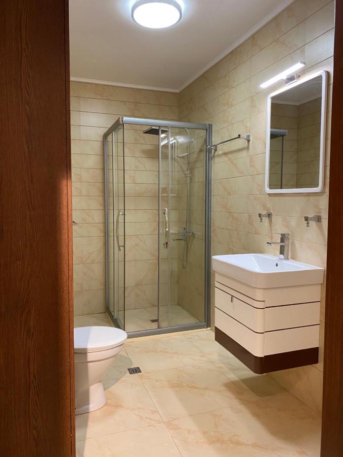 Cozy Red Bulldog Place In Apart-Complex/Pool Varna Ngoại thất bức ảnh